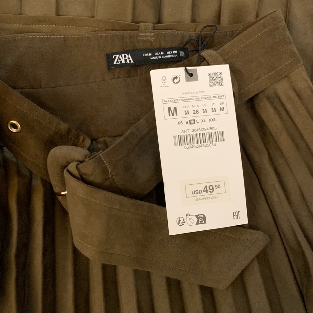 Zara Pleated Midi Skirt - Picture 6 of 9